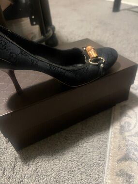 Gucci Black GG Canvas Pump with Bamboo Horsebit Detail